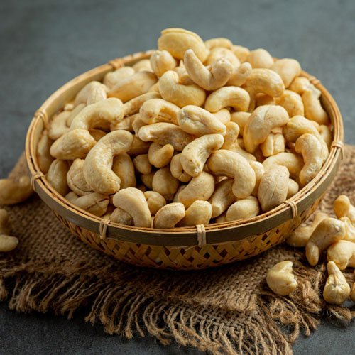 Fresh cashew nuts – Trinity Spices